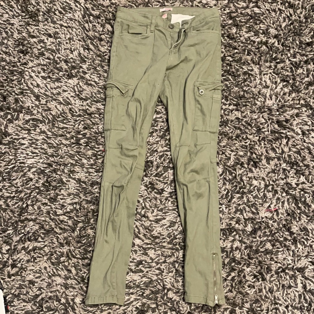 Women’s Cargo pants